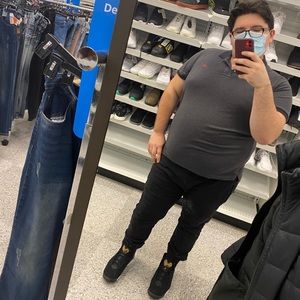 Meet your Posher, Carlos